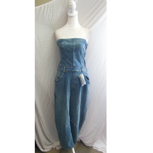 NEW FREE PEOPLE We The Free DENIM BLUE Je Suis Pret BARREL Pockets JUMPSUIT S - Picture 7 of 16